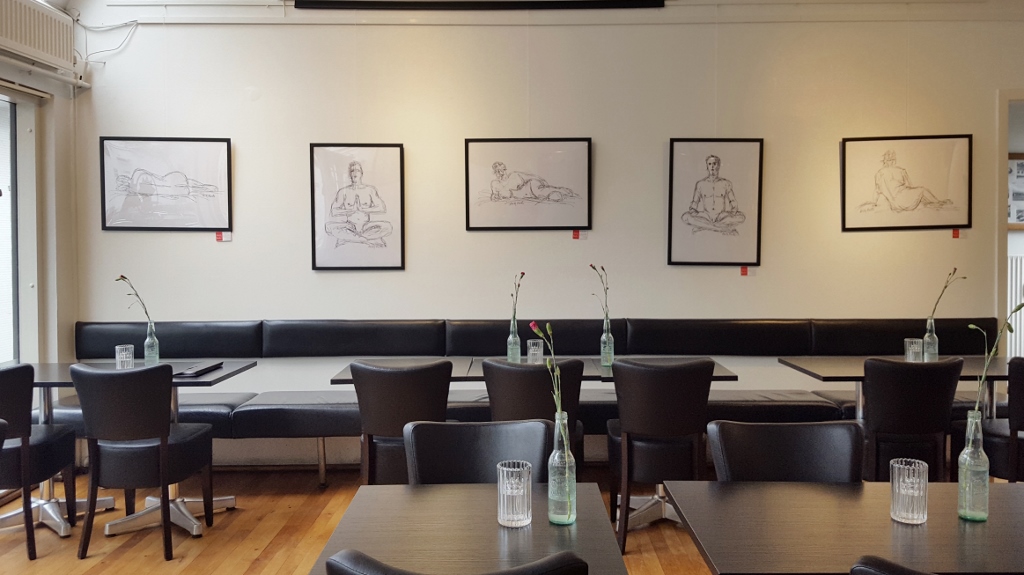 cafe einstein vordingborg_merete helbech hansen_art by merete helbech hansen_croquis_maleri_udstilling_vordingborg_cafe_einstein_20170421_133816 (1024×575)